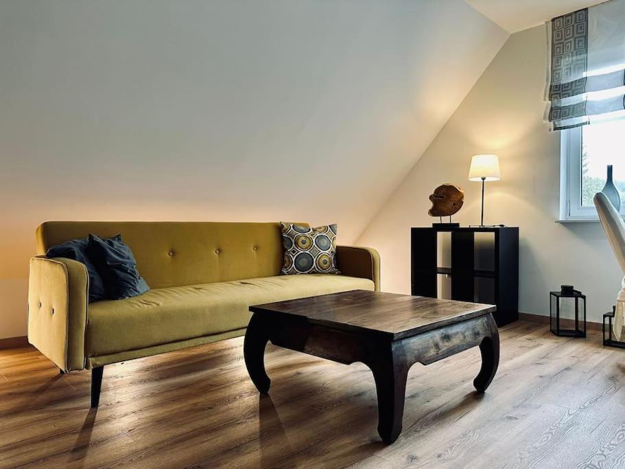 Moderne Ferienwohnung Zweifall 슈톨베르크 외부 사진